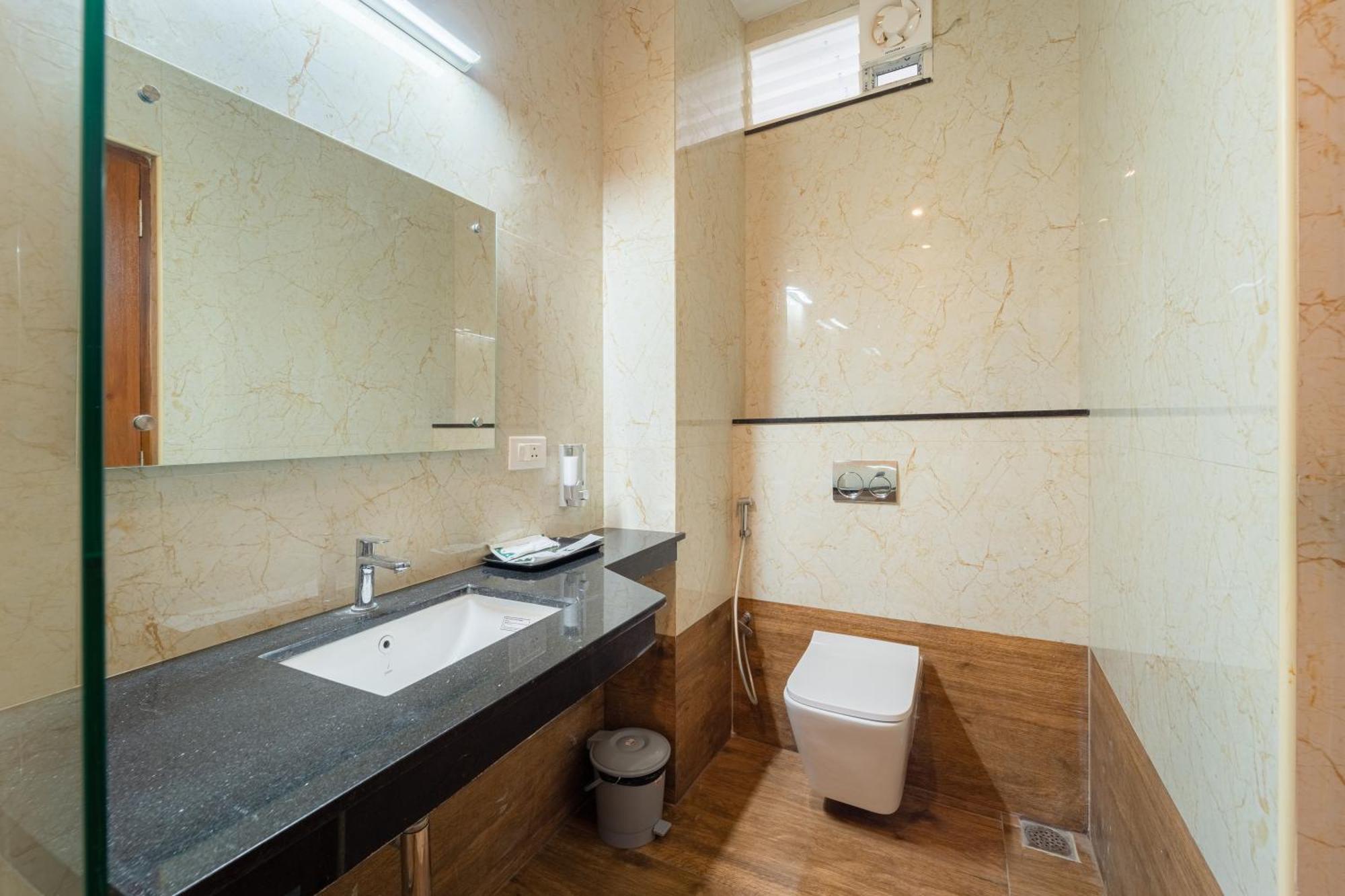 Welcome Grand Residency Pondicherry Exterior foto