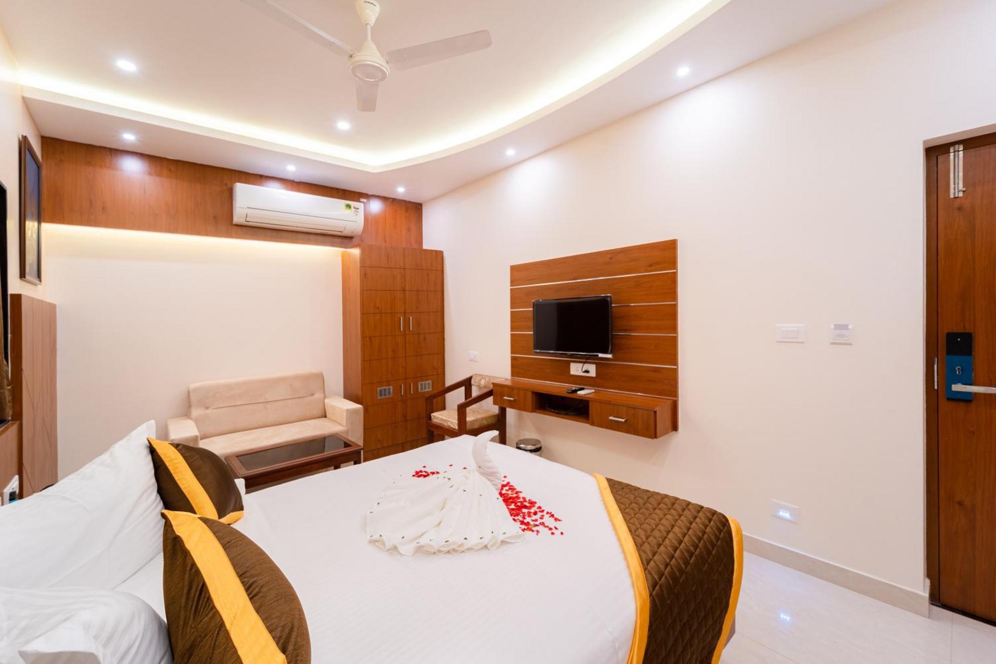 Welcome Grand Residency Pondicherry Exterior foto