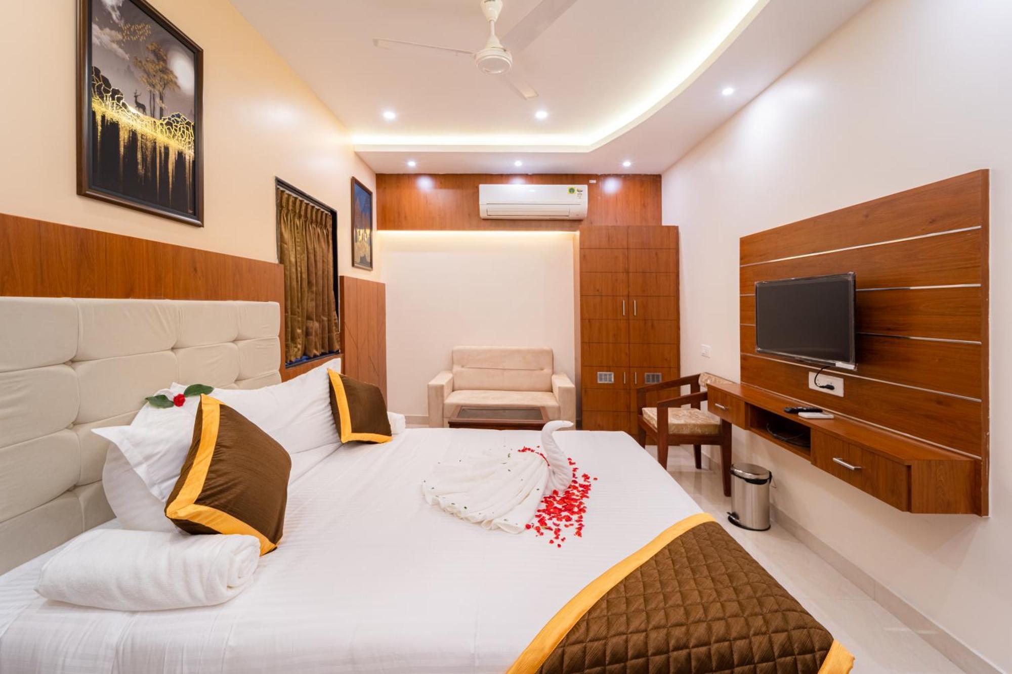 Welcome Grand Residency Pondicherry Exterior foto