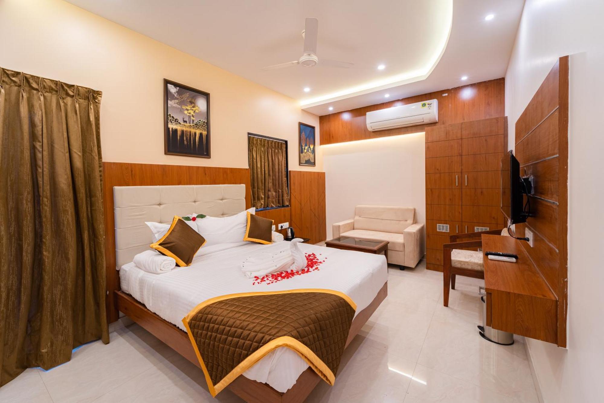 Welcome Grand Residency Pondicherry Exterior foto